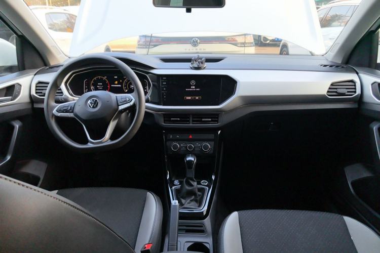 Used Volkswagen Tacqua 2021 200TSI DSG JoyConnect Edition
