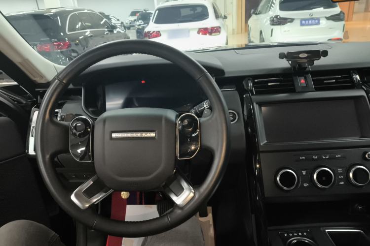 Used Land Rover Discovery 2019 3.0 SC V6 SE