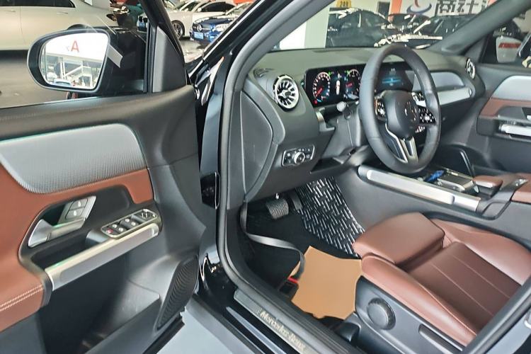 Used Mercedes-Benz GLB 2022 Second Facelift GLB 200 Dynamic Edition
