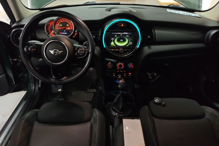 Used  MINI 2016 1.5T COOPER Five-Door Edition
