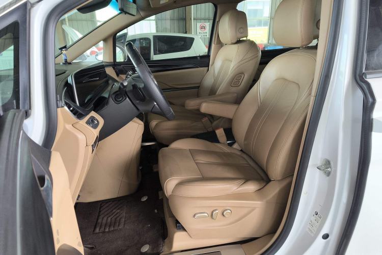 Used Buick GL8 2021 ES Land Cruiser 653T Luxury Edition
