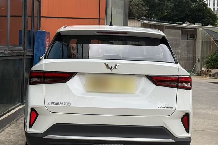 Used Wuling Alvez 2022 1.5L Manual Free-Style Model
