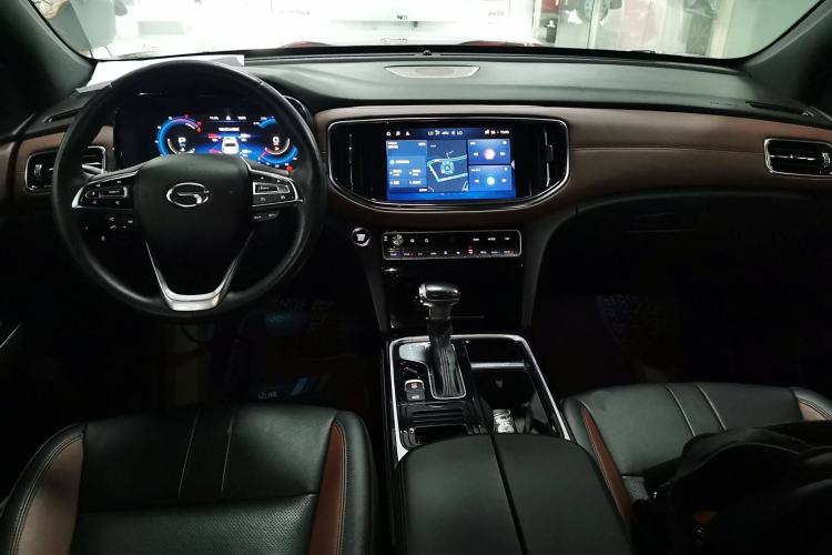 Used GAC Trumpchi GS8 2020 GS8S 390T Two-Wheel Drive Luxury Smart Connectivity Version
