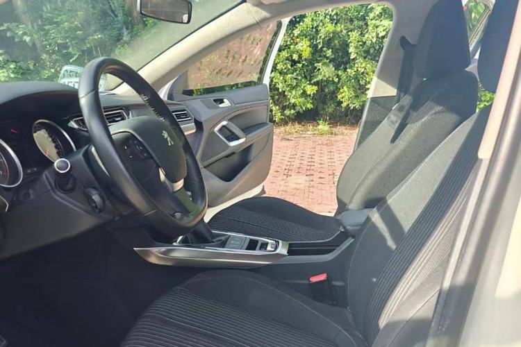 Used Peugeot 408 2015 1.2T Automatic Glory Edition