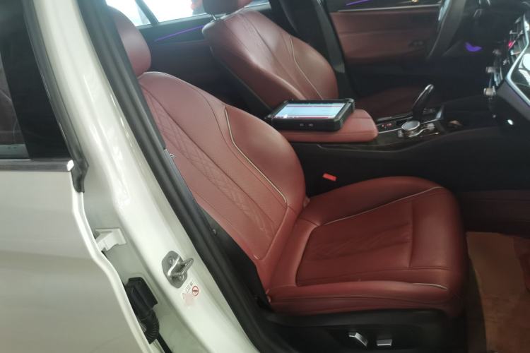 Used BMW 5 Series 2022 Second Facelift 525Li M Sport Package