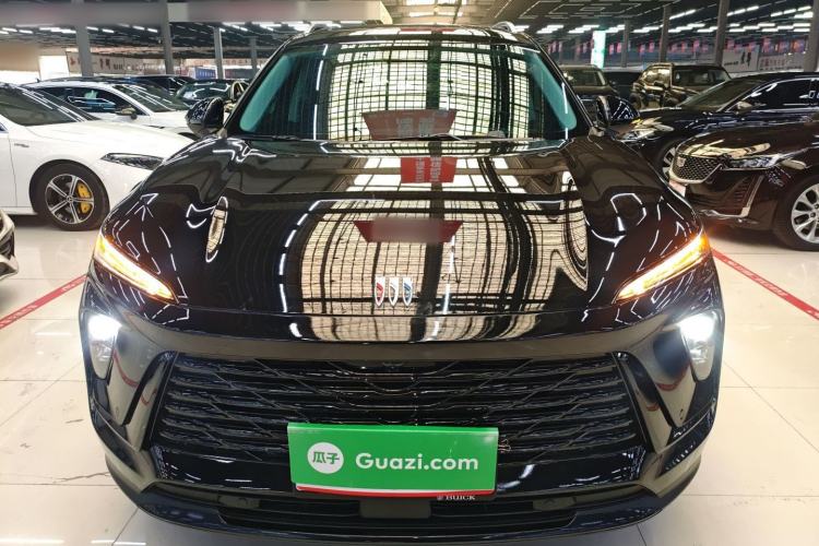 Used Buick Envision 2025 Encore Plus 28T Two-Wheel-Drive Platinum Edition