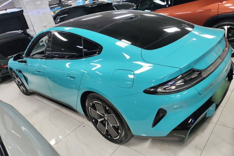 Used  SU7 2024 Rear-Drive Ultra-Long Range Advanced Pro-Level Intelligent Driving Version
