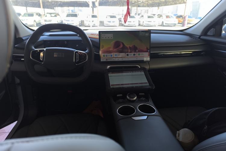 Used  L6 2025 EM-i 140km Long-Range Version