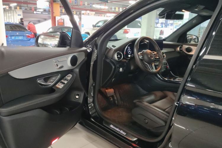 Used Mercedes-Benz GLC 2021 GLC 260 L 4MATIC Dynamic Edition