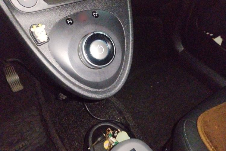 Used ORA Black Cat 2019 351 km Family Edition
