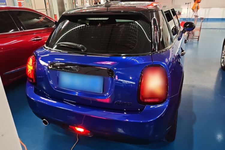 Used  MINI 2019 1.5T COOPER Classic Edition Five-Door Version
