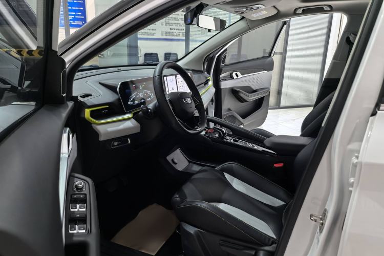 Used Geely Auto Coolray 2022 Bin Yue COOL 1.5TD DCT Hot Engine Edition
