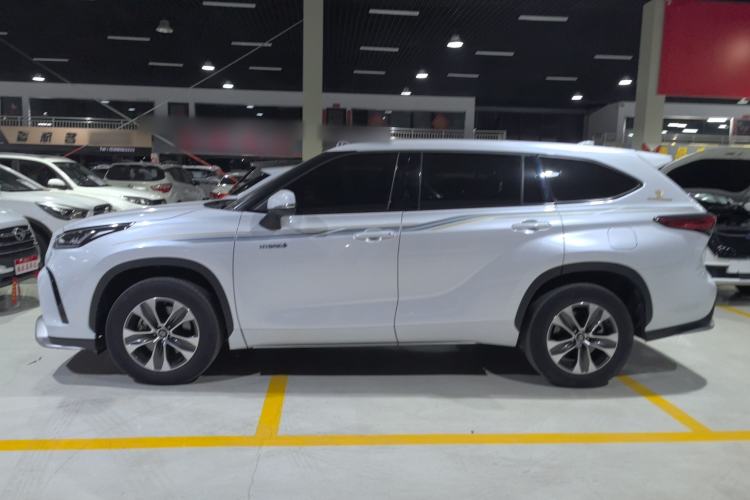 Used Toyota Crown Land Cruiser 2021 2.5L HEV Two-Wheel Drive Entry Version