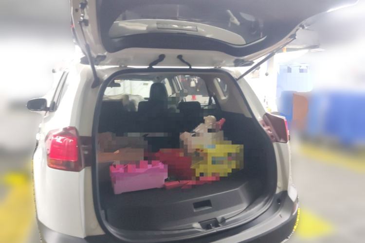 Used Toyota RAV4 2015 2.0L CVT Two-Wheel Drive Fashion Edition