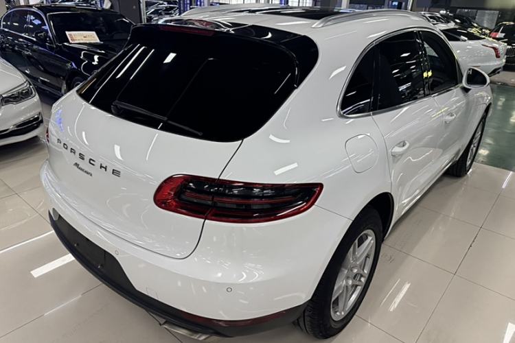 Used Porsche Macan 2017 Macan 2.0T
