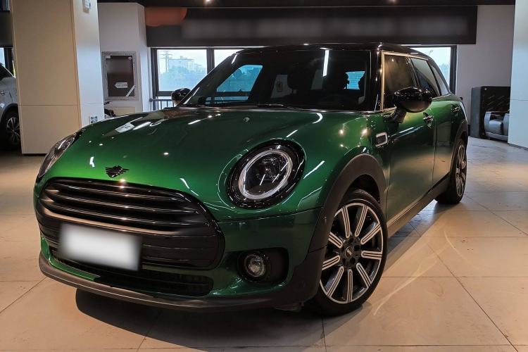 Used  Clubman 2023 1.5T COOPER Connoisseur
