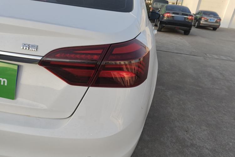 Used Geely Auto Emgrand 2018 1.5L Manual Upward Connect Edition