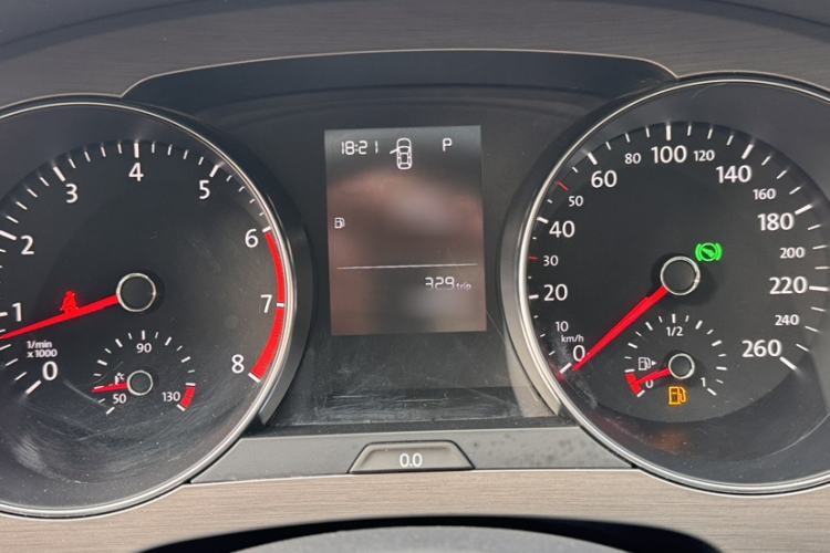 Used Volkswagen Golf Sportsvan 2016 1.6L Automatic Comfort Model
