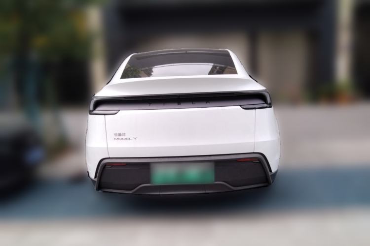 Used Tesla Model Y 2025 Rear-Wheel-Drive Version