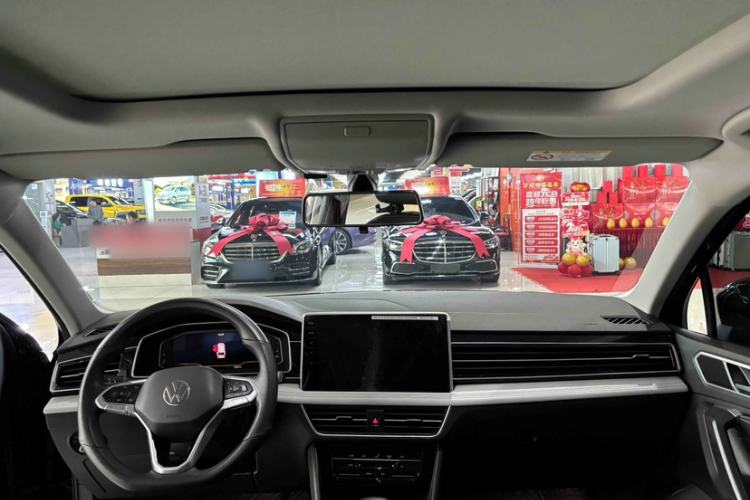 Used Volkswagen Tiguan L 2024 300TSI Automatic Two-Wheel Drive Smart Edition
