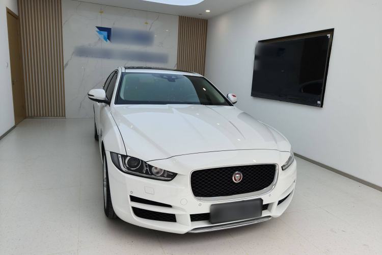 Used Jaguar XEL 2019 2.0T 200 PS Deluxe Edition
