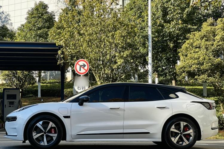 Used Zeekr 001 2022 Long-Range Dual-Motor WE Edition
