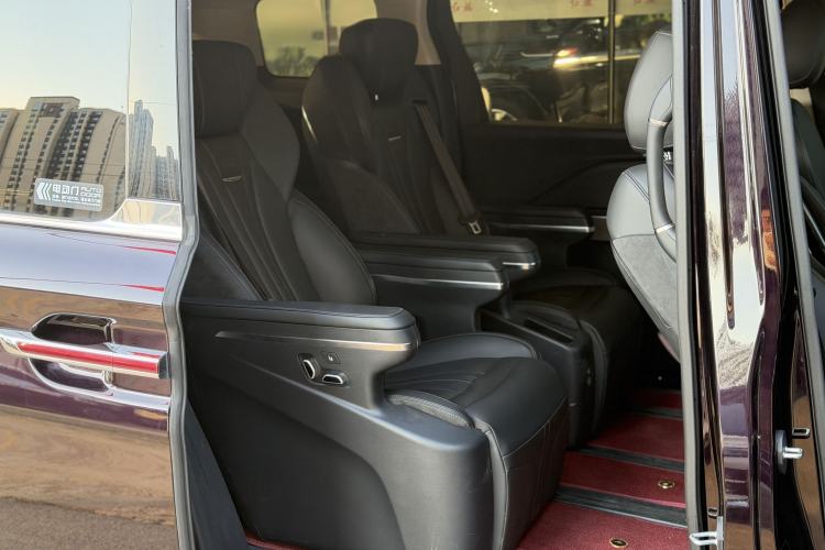 Used Hongqi HQ9 PHEV 2024 2.0T Four-Wheel Drive Business Edition