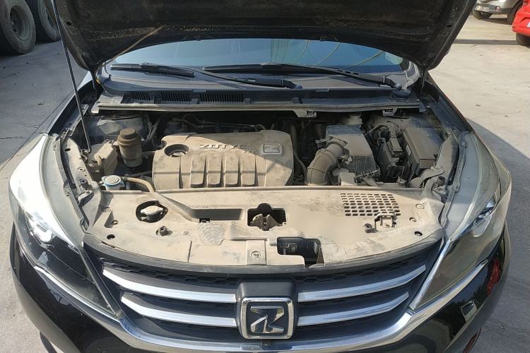 Used Zotye Z300 2014 New Vision 1.5L Manual Luxury Model
