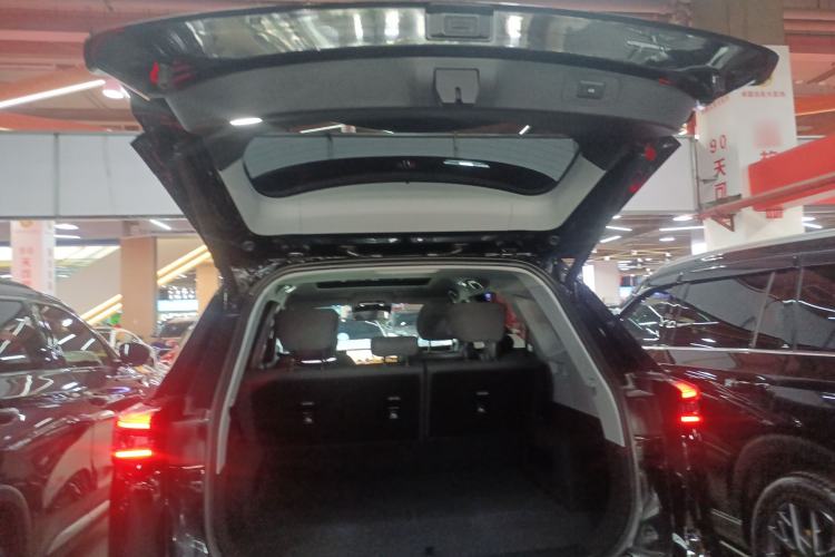 Used Chery Tiggo 8 PLUS 2025 290TGDI DCT Luxury 5-Seater
