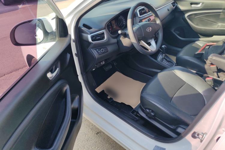 Used Hyundai Verna (older generation) 2017 1.4L Automatic YueXiang Edition China V-standard
