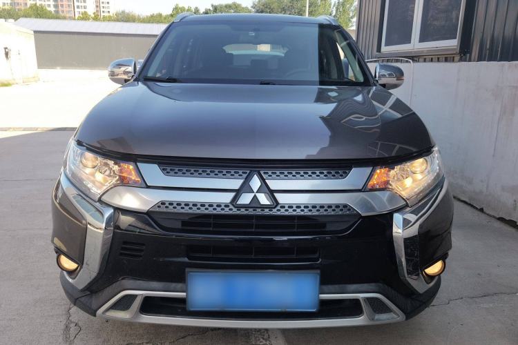 Used Mitsubishi Outlander 2019 2.0L Two-Wheel Drive Comfort Edition 5 Seats China VI Standard
