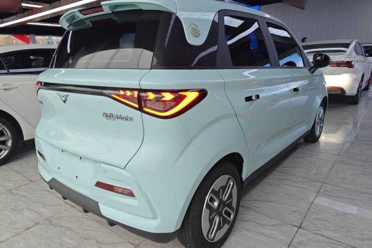 Used Cowin October 2025 Mate 410 km Surfing Edition
