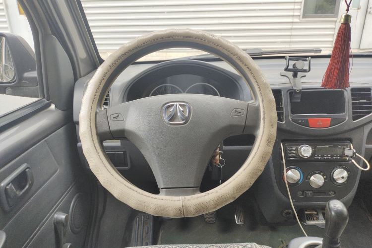 Used BAIC Weiwang 306 2011 1.3L base model 7 seats
