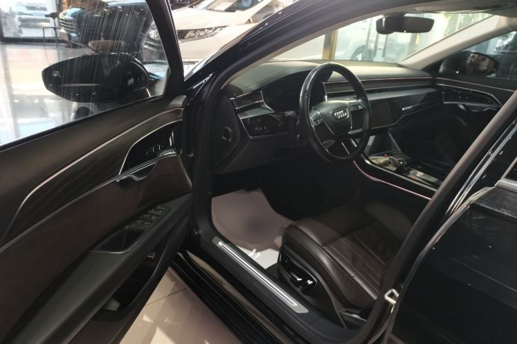 Used Audi A8 2019 Facelifted Plus A8L 50 TFSI quattro Comfort Version
