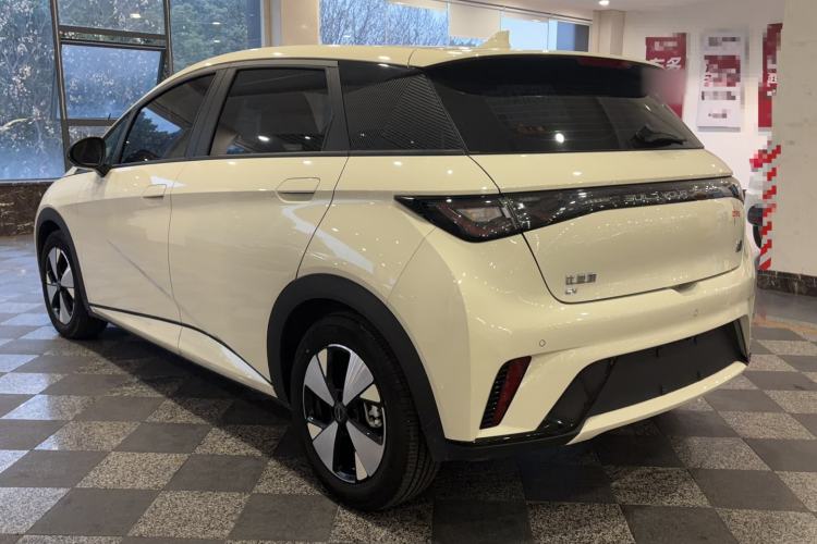 Used BYD Dolphin 2023 420 km Fashion Edition