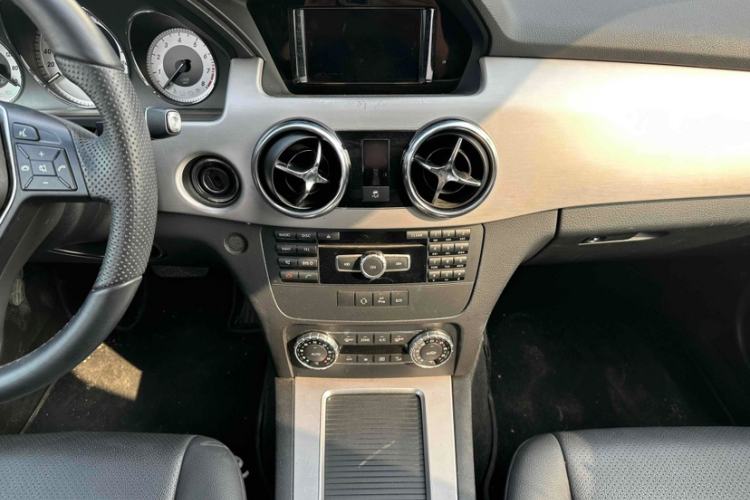 Used Mercedes-Benz GLK-Class 2014 GLK 260 4MATIC Dynamic Model