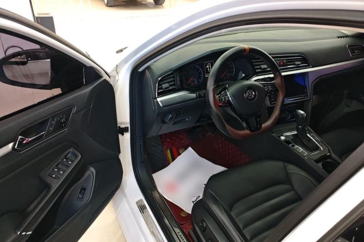 Used Volkswagen Lamando 2019 280TSI DSG Comfort Edition China VI standard
