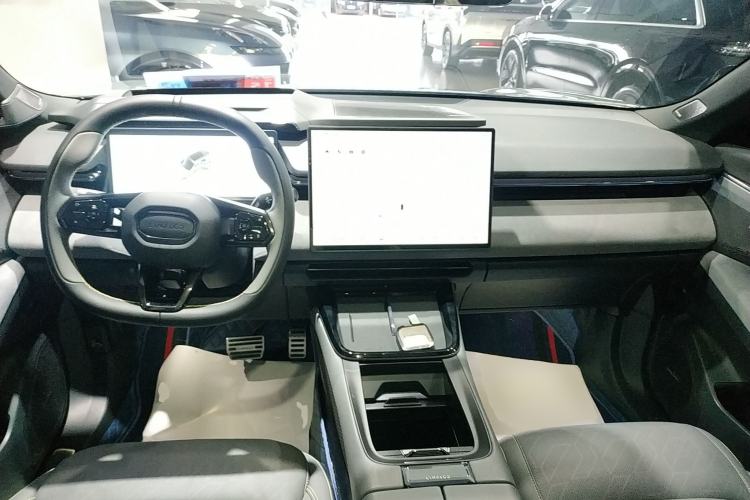 Used Lynk & Co 08 EM-P 2023 220km All-Wheel-Drive Performance Halo
