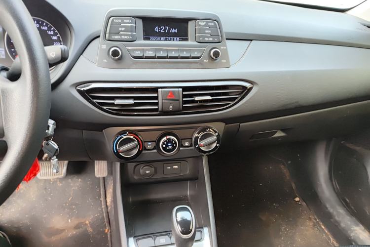 Used Hyundai Celesta 2018 1.6L Automatic GL Enjoyment Edition China VI compliant