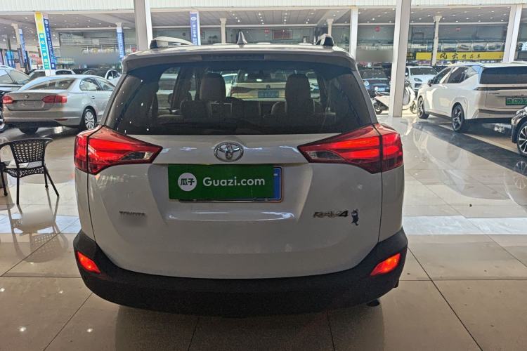 Used Toyota RAV4 2015 2.0L CVT Two-Wheel Drive Urban Edition