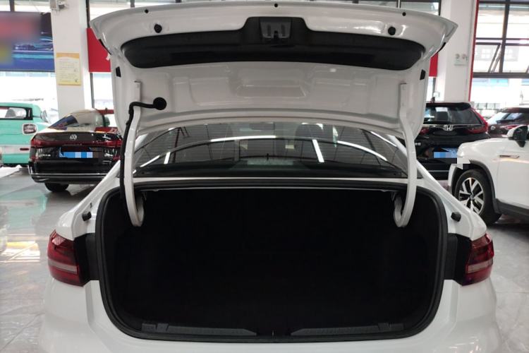 Used Volkswagen Lavida 2023 Revised 1.5L Automatic DeYi Edition
