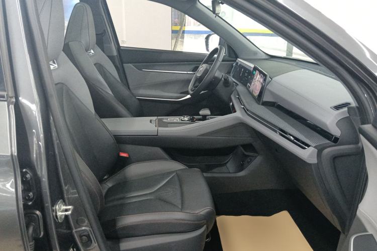 Used Changan CS75 PLUS 2022 Second-Generation 2.0T Automatic Prestige Model
