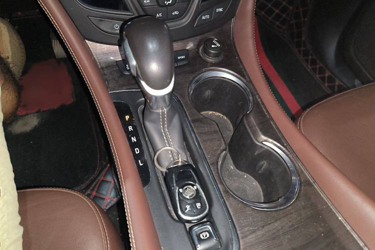 Used Buick Envision 2017 28T Four-Wheel Drive Elite Model
