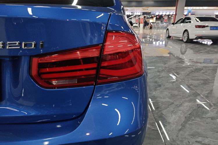 Used BMW 3 Series 2019 320i M Sport Package
