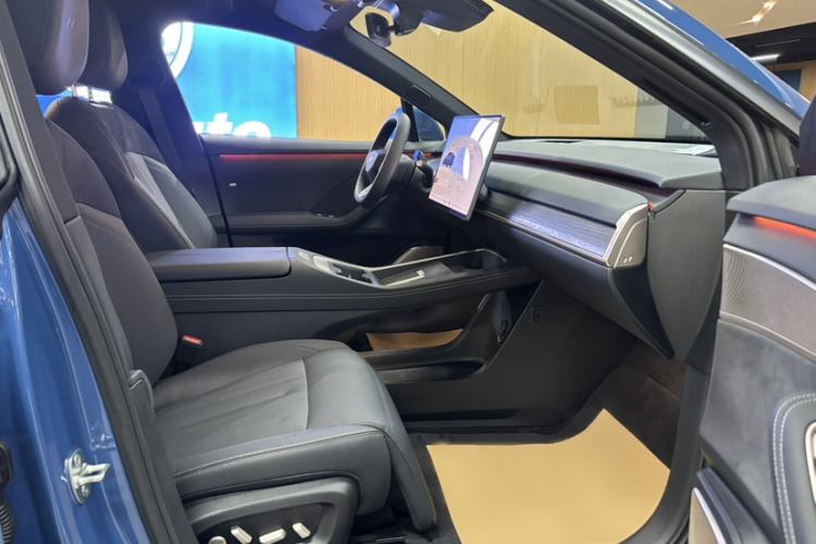 Used ONVO L60 2024 60 kWh All-Wheel Drive
