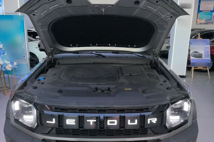 Used JETOUR Traveler 2023 2.0T All-Wheel Drive CrossPRO+
