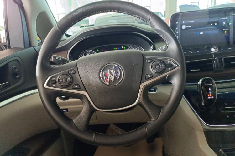 Used Buick GL8 2022 Land Executive Class 652T Prestige Model
