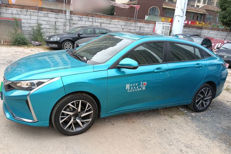 Used Dongfeng Aeolus Yixuan 2020 230T Automatic Dazzle Track Edition
