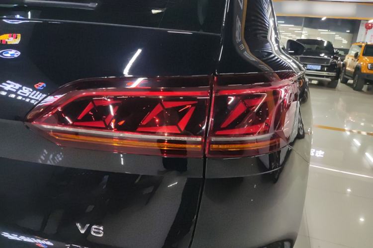 Used Volkswagen Touareg 2022 3.0 TSI Luxury Edition Black Diamond Sport Package
