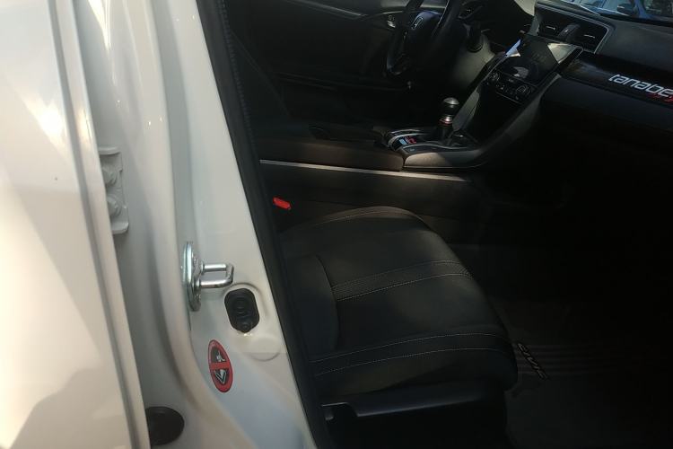 Used Honda Civic 2021 HATCHBACK 220TURBO Manual Driving Pleasure Control